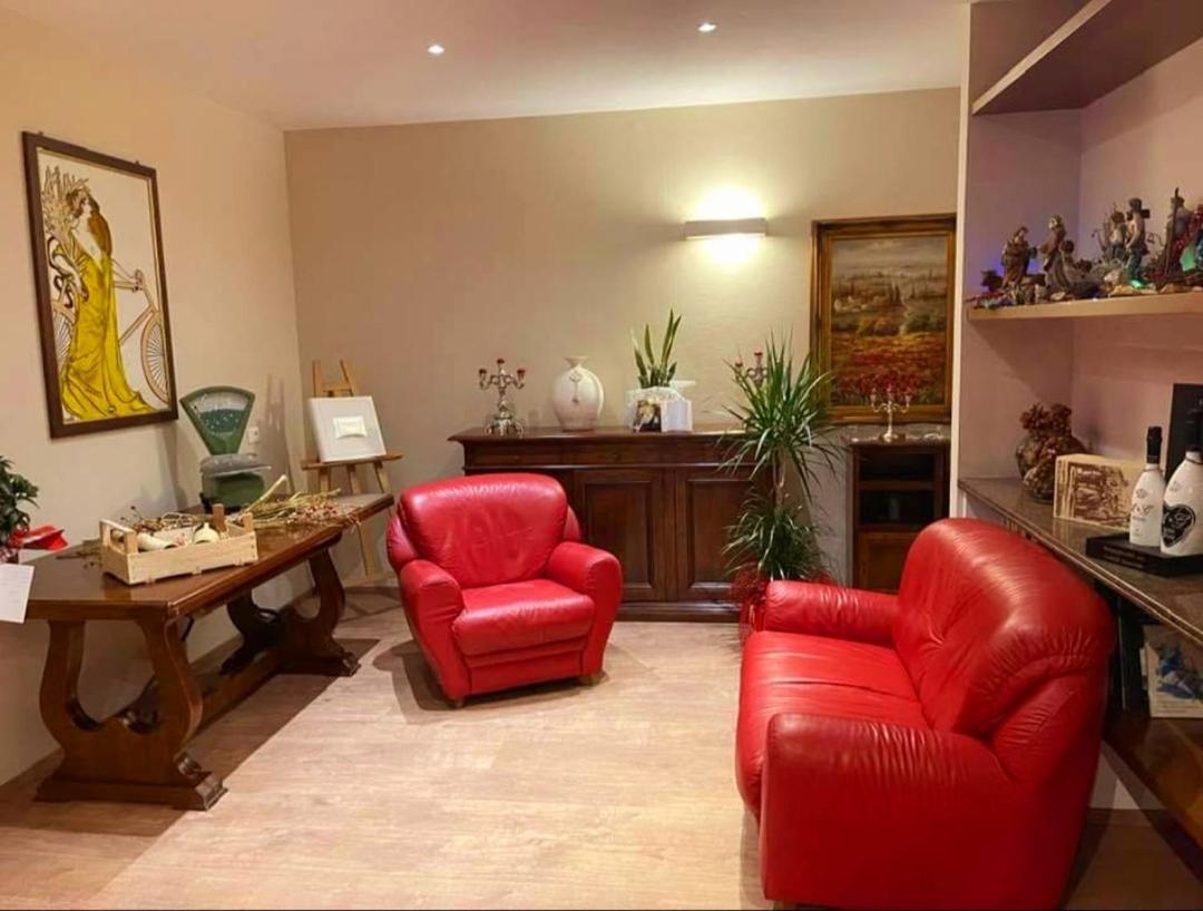 La Vecchia Fattoria Hotel โลเรโต ภายนอก รูปภาพ