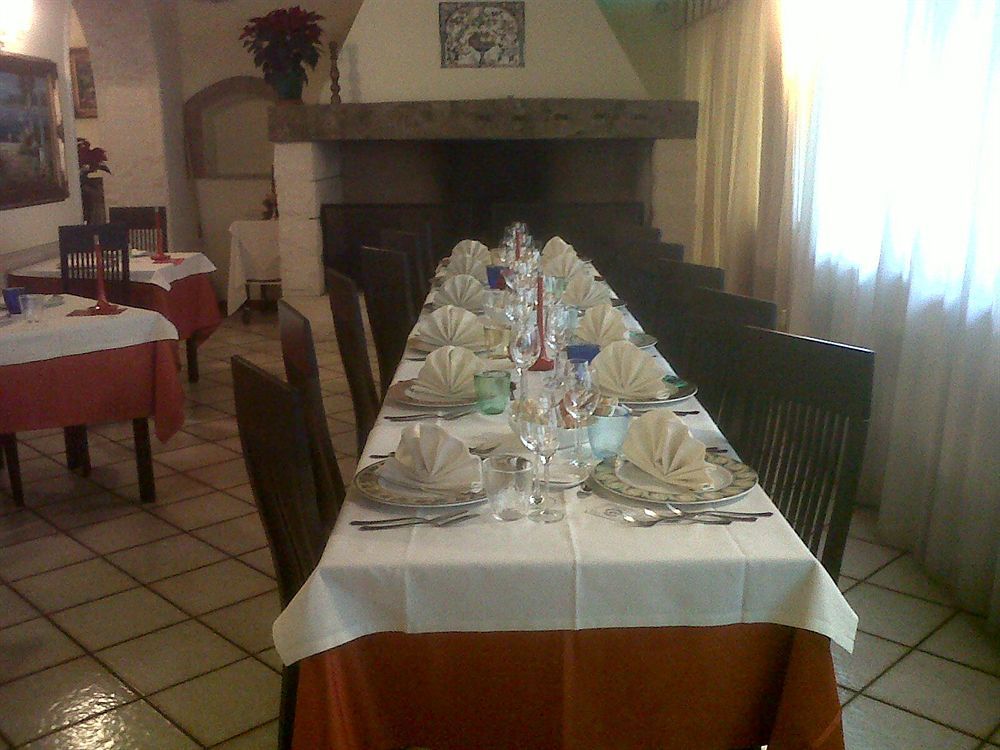 La Vecchia Fattoria Hotel โลเรโต ภายนอก รูปภาพ